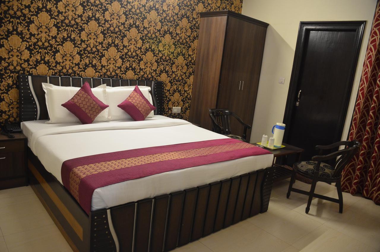 Hotel Jinendra Inn Dzsaipur Kültér fotó
